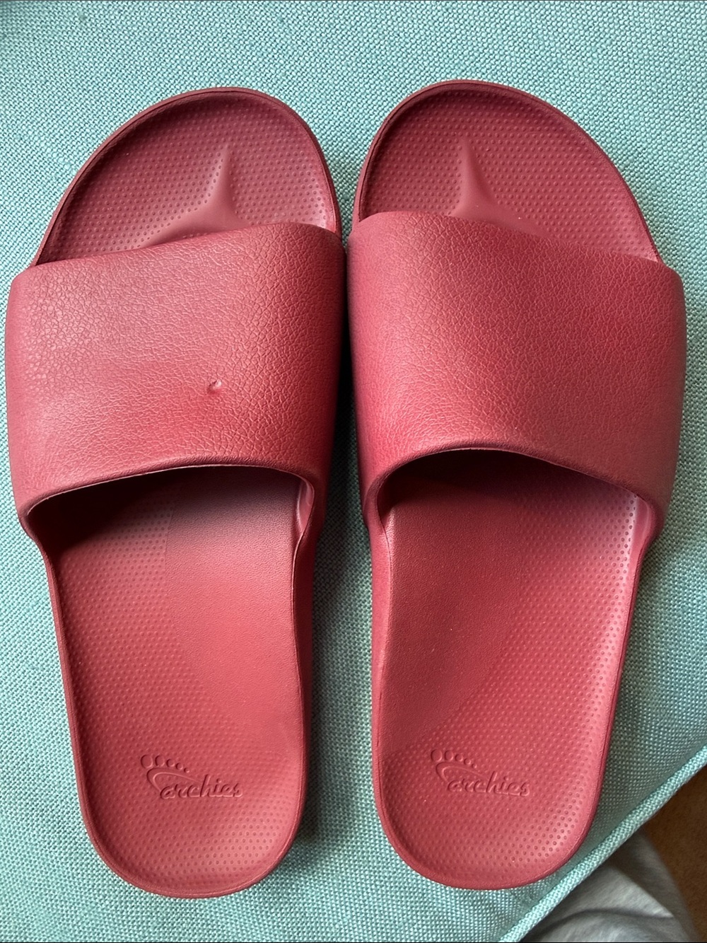 Women’s Slide Sandals in Brick Red — Cushioned Everyday Comfort
